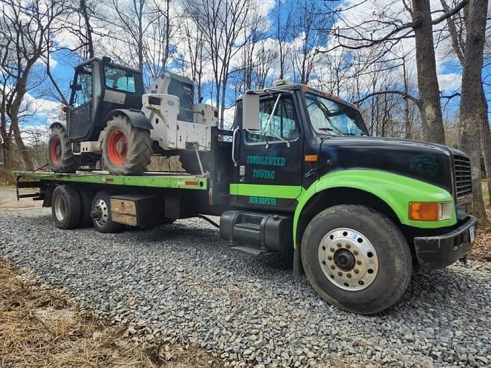 Towing equipment